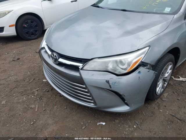 4T1BF1FKXHU767084 Toyota CAMRY LE
