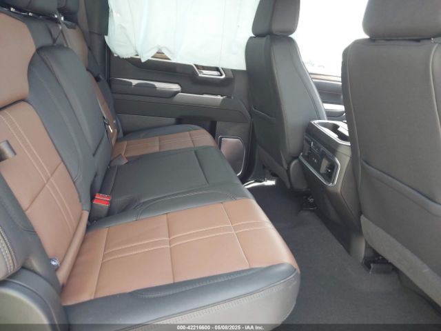 2025 CHEVROLET SILVERADO 1500 1GCUKJE84SZ176483 Photo 7