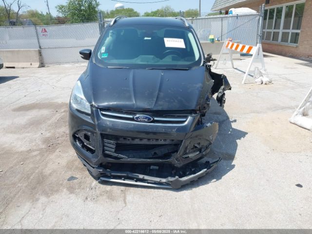 1FMCU9JX9EUD36193 Ford Escape Titanium
