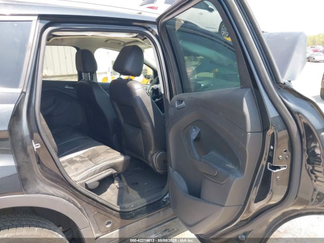 1FMCU9JX9EUD36193 Ford Escape Titanium