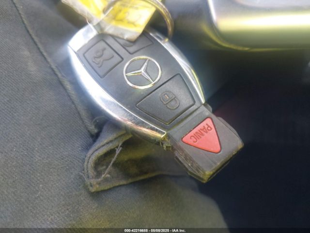 2013 MERCEDES-BENZ C 250 WDDGF4HB2DR262877 Photo 10