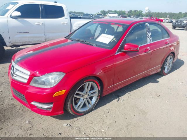 2013 MERCEDES-BENZ C 250 WDDGF4HB2DR262877 Photo 1
