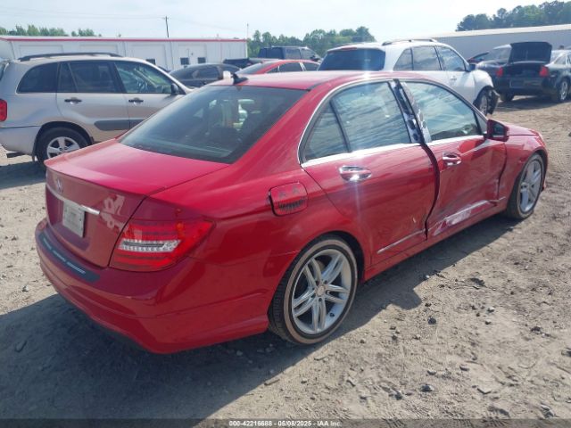2013 MERCEDES-BENZ C 250 WDDGF4HB2DR262877 Photo 3