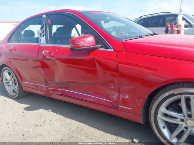 2013 MERCEDES-BENZ C 250 WDDGF4HB2DR262877 Photo 5