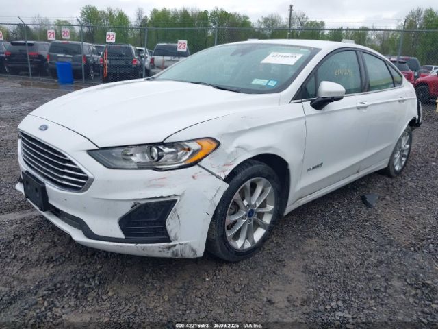2019 FORD FUSION HYBRID 3FA6P0LU7KR106040 Photo 1