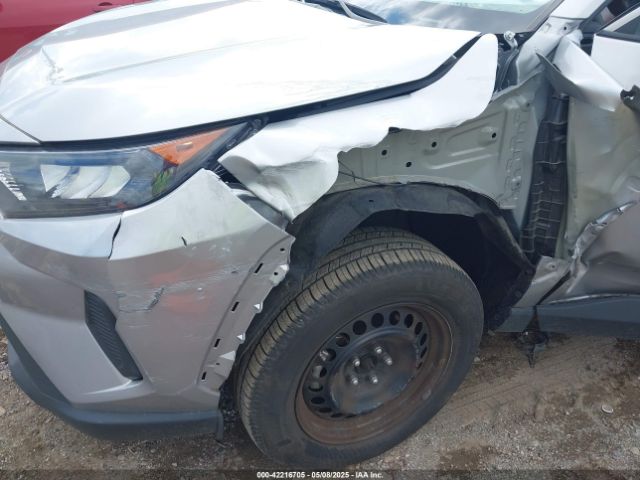 2T3K1RFV8LC064253 Toyota RAV4 LE