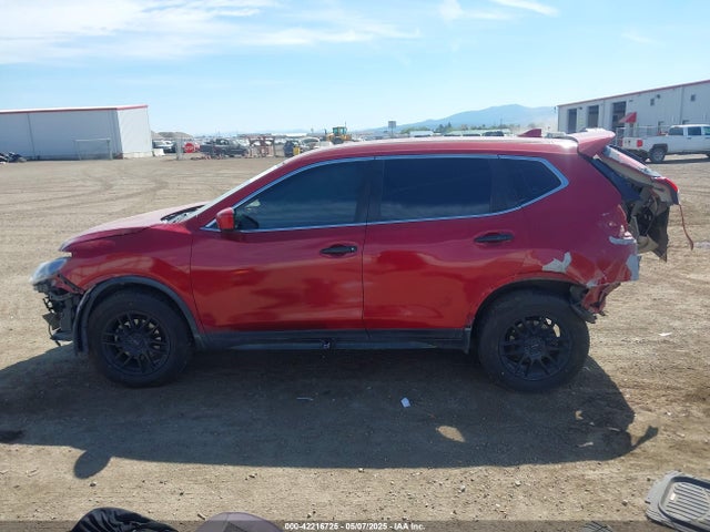 Nissan 2017 2017 JN8AT2MV6HW004256 Image 14