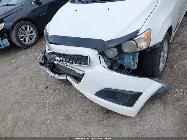 1G1JC6SG5E4202799 Chevrolet Sonic Lt Auto
