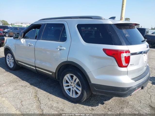 Ford EXPLORER XLT 2018 1FM5K7D84JGA81047 Image 3