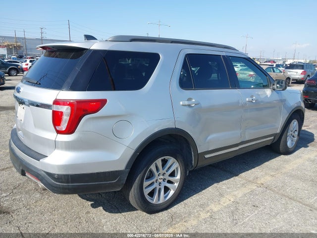 Ford EXPLORER XLT 2018 1FM5K7D84JGA81047 Image 4