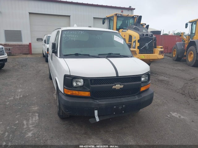 1GCSGAFX3E1163516 Chevrolet Express 1500 Work Van
