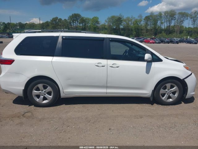 5TDKK3DC1FS599053 Toyota Sienna Le 8 Passenger
