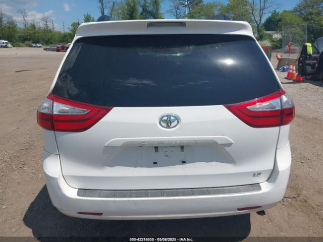 5TDKK3DC1FS599053 Toyota Sienna Le 8 Passenger