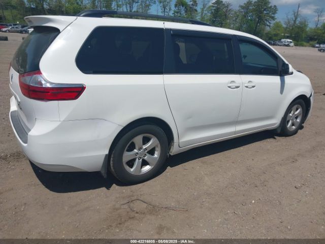 5TDKK3DC1FS599053 Toyota Sienna Le 8 Passenger