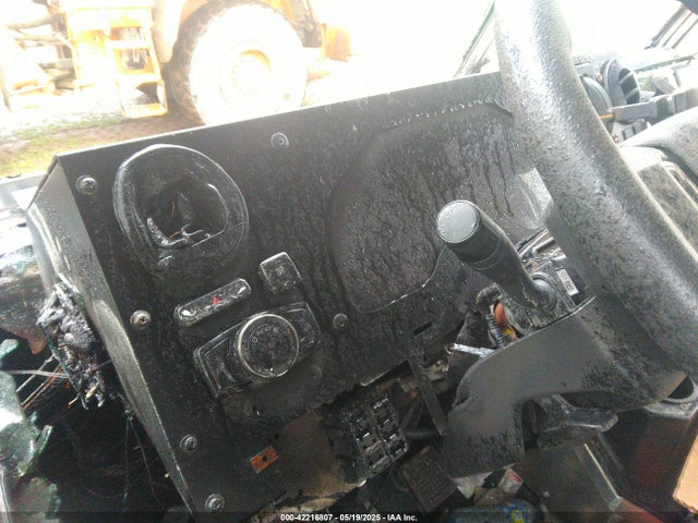 1F66F5KN0P0A00172 Ford F-59 Commercial Stripped
