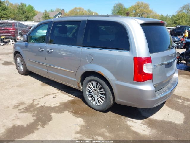 2014 CHRYSLER TOWN & COUNTRY 2C4RC1CG2ER116651 Photo 2