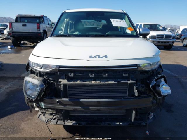 KNDJ23AU7N7163695 KIA Soul X-line
