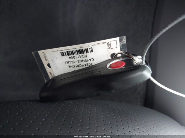 2024 PORSCHE CAYENNE WP1AA2AY9RDA11004 Photo 10