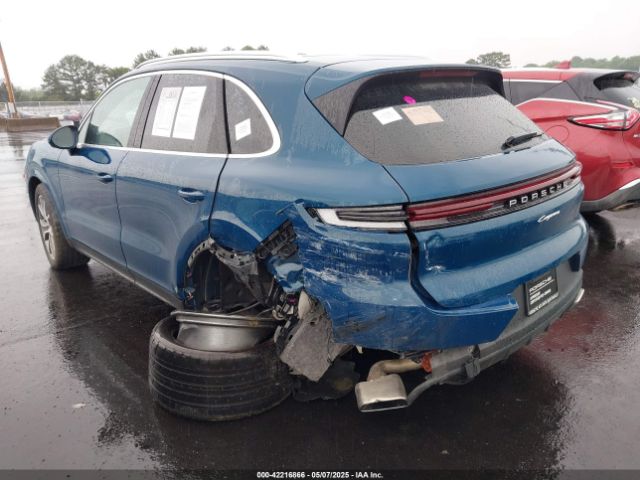 2024 PORSCHE CAYENNE WP1AA2AY9RDA11004 Photo 2