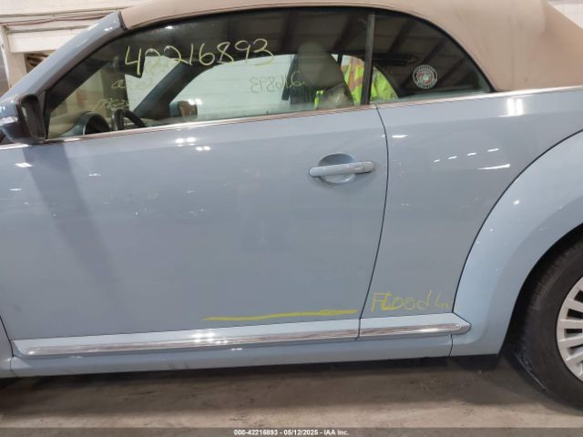 3VW517AT3FM810598 Volkswagen Beetle 1.8t