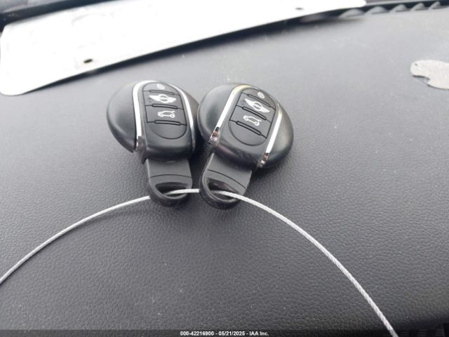 WMWWG9C34H3C81035 Mini Convertible Cooper S