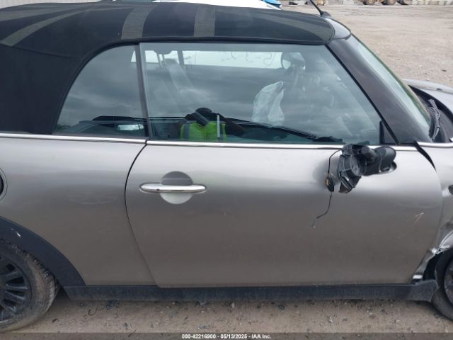 WMWWG9C34H3C81035 Mini Convertible Cooper S