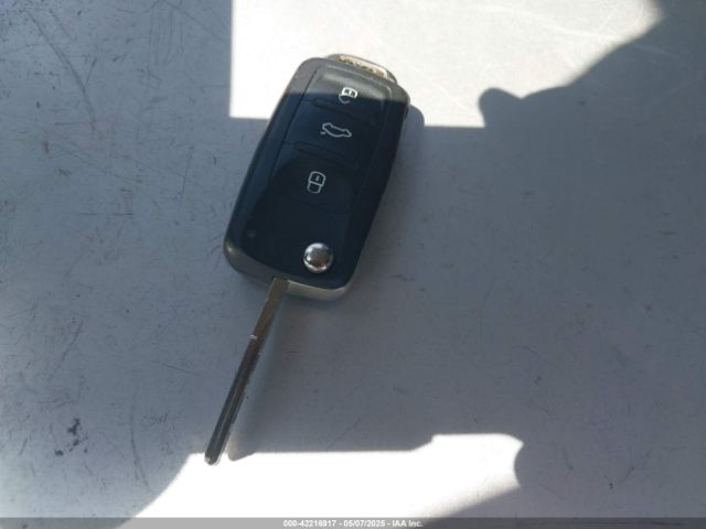3VW2B7AJ7JM261916 Volkswagen Jetta 1.4t S