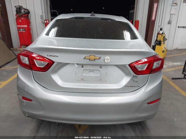 Chevrolet le2 -di: direct injection, vvt: variable valve timing, gen, alum 2018 1G1BC5SM9J7168119 Image 16