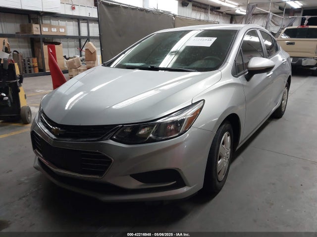 Chevrolet le2 -di: direct injection, vvt: variable valve timing, gen, alum 2018 1G1BC5SM9J7168119 Image 2