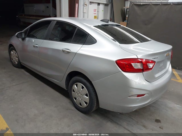 Chevrolet le2 -di: direct injection, vvt: variable valve timing, gen, alum 2018 1G1BC5SM9J7168119 Image 3