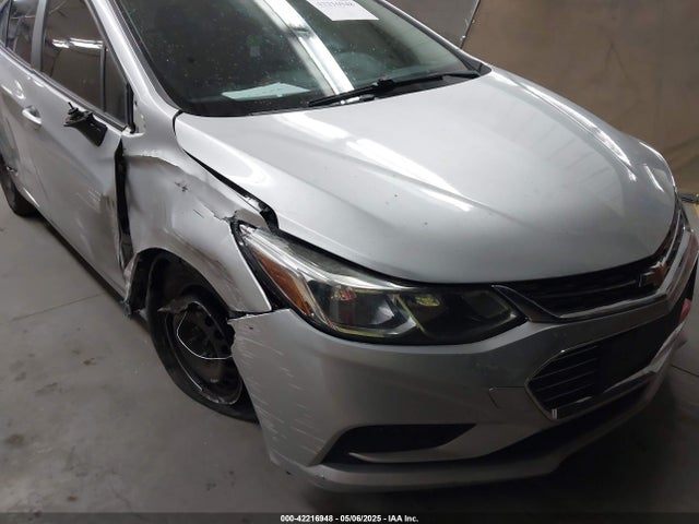 Chevrolet le2 -di: direct injection, vvt: variable valve timing, gen, alum 2018 1G1BC5SM9J7168119 Image 6