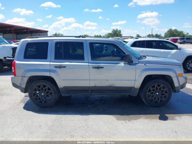 1C4NJPBA7ED818830 Jeep Patriot Sport
