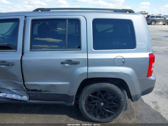 1C4NJPBA7ED818830 Jeep Patriot Sport