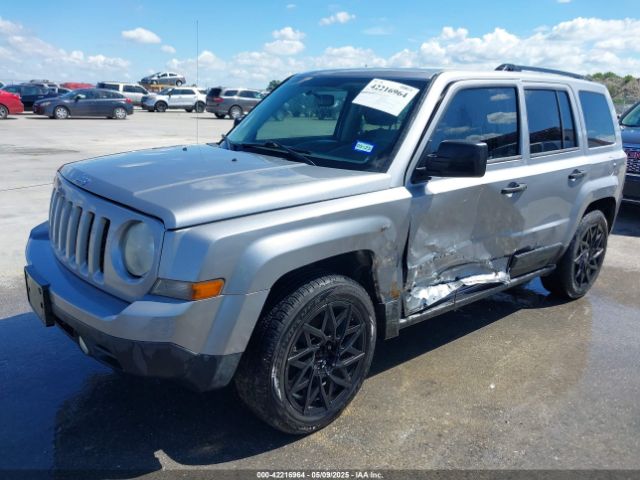 1C4NJPBA7ED818830 Jeep Patriot Sport