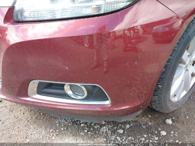 1G11D5SL1FF110115 Chevrolet MALIBU 2LT