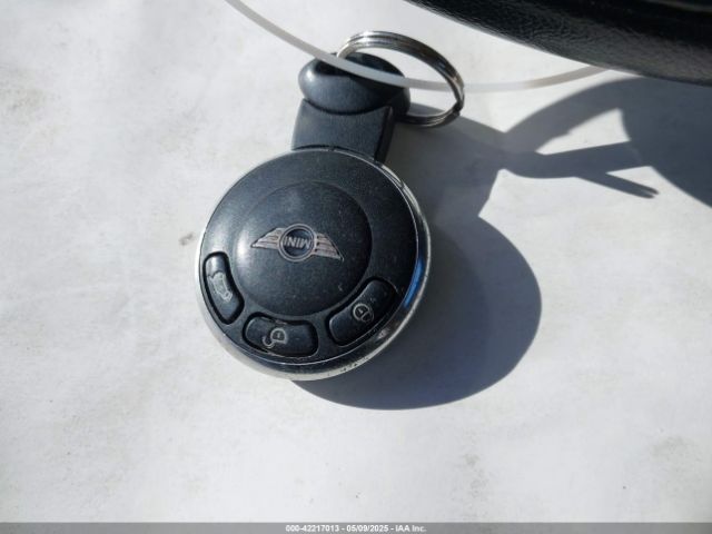 2011 MINI COOPER WMWSU3C5XBT097759 Photo 10