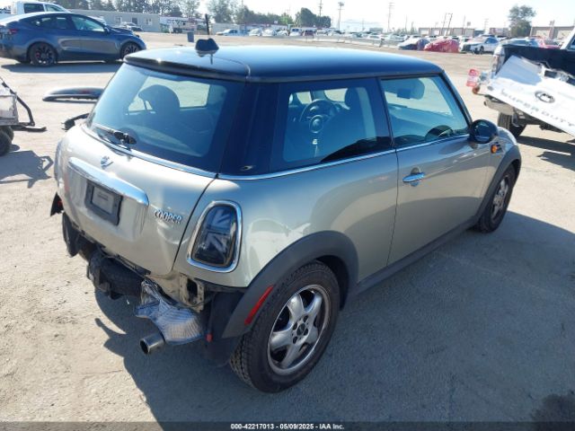2011 MINI COOPER WMWSU3C5XBT097759 Photo 3