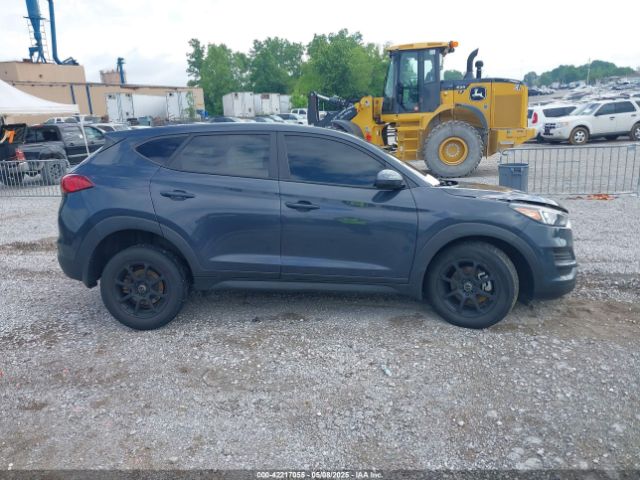KM8J23A4XKU065561 Hyundai TUCSON SE