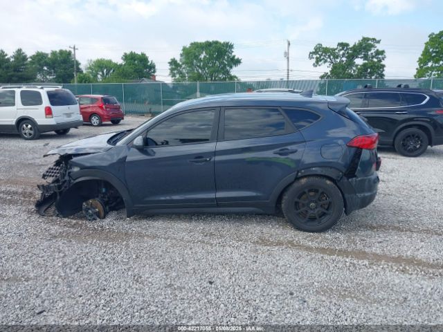 KM8J23A4XKU065561 Hyundai TUCSON SE