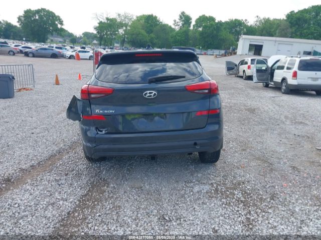 KM8J23A4XKU065561 Hyundai TUCSON SE
