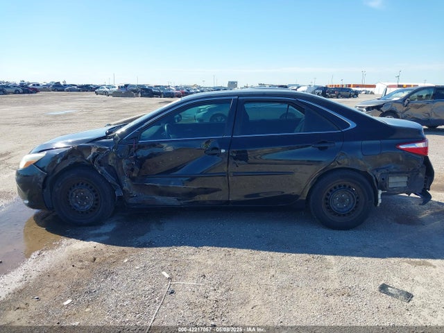 4T4BF1FKXFR457990 Toyota CAMRY LE