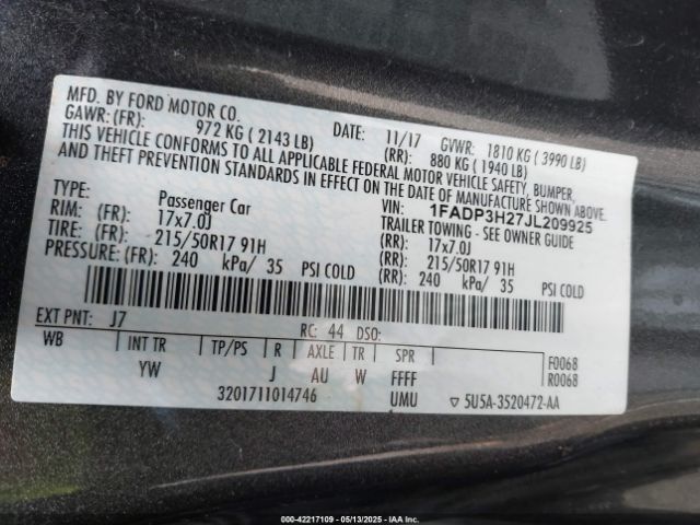 1FADP3H27JL209925 Ford FOCUS SEL