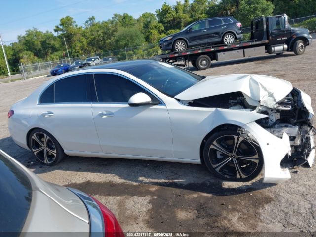 W1KAF4GB1NR031347 Mercedes-Benz C 300 Sedan