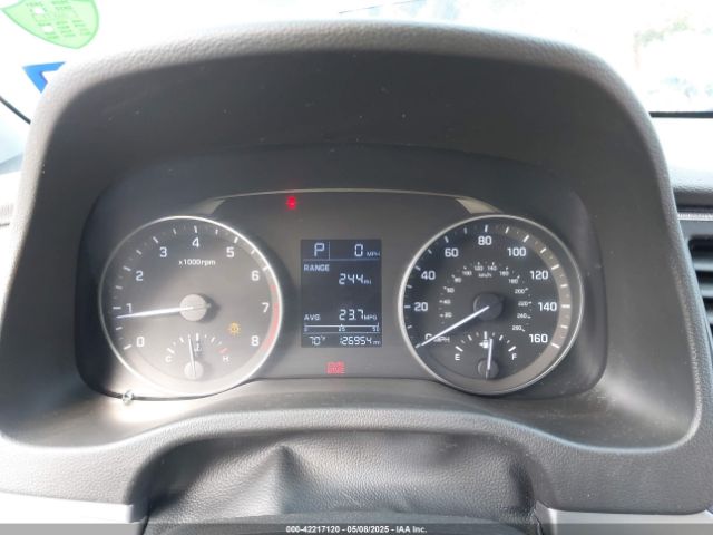 5NPD74LF6JH294643 Hyundai ELANTRA SE