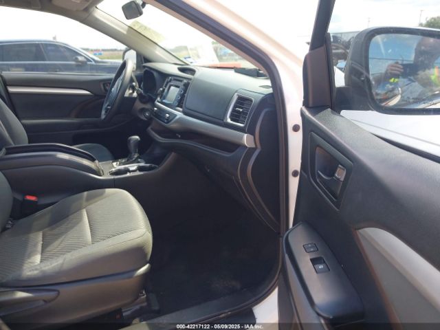 2015 TOYOTA HIGHLANDER 5TDZKRFHXFS082487 Photo 4