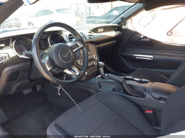 1FA6P8AM3G5303945 Ford Mustang V6