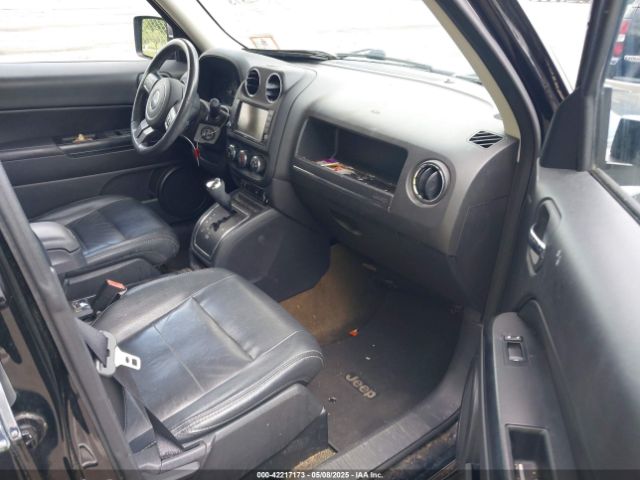 1C4NJRFBXGD746412 Jeep Patriot High Altitude Edition