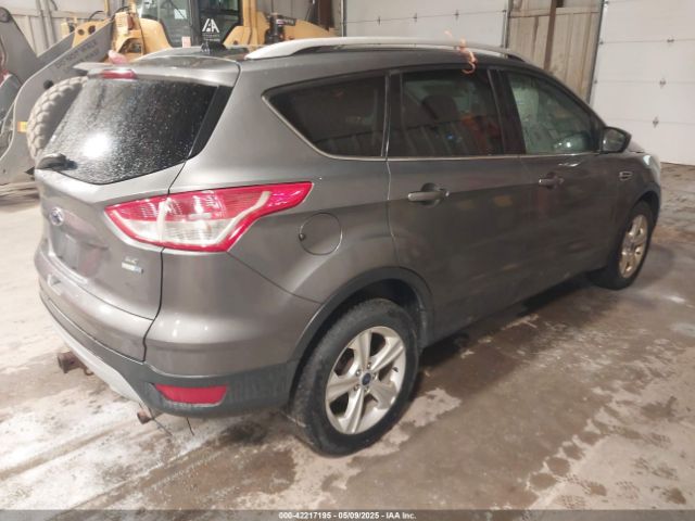 1FMCU9G95EUE19998 Ford ESCAPE SE