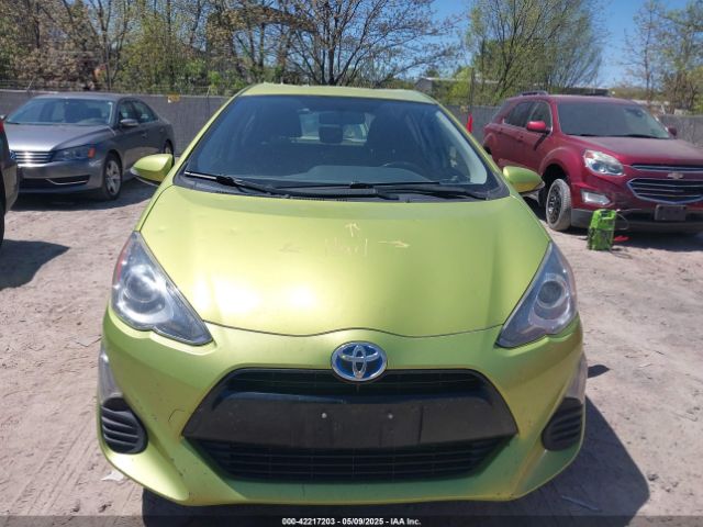 JTDKDTB30G1130211 Toyota Prius C Two