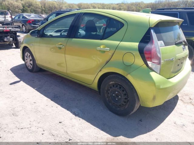 JTDKDTB30G1130211 Toyota Prius C Two